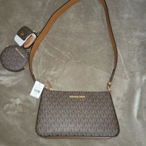 MK PURSE